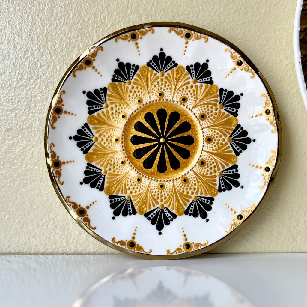 Mandala Golden Plates Set