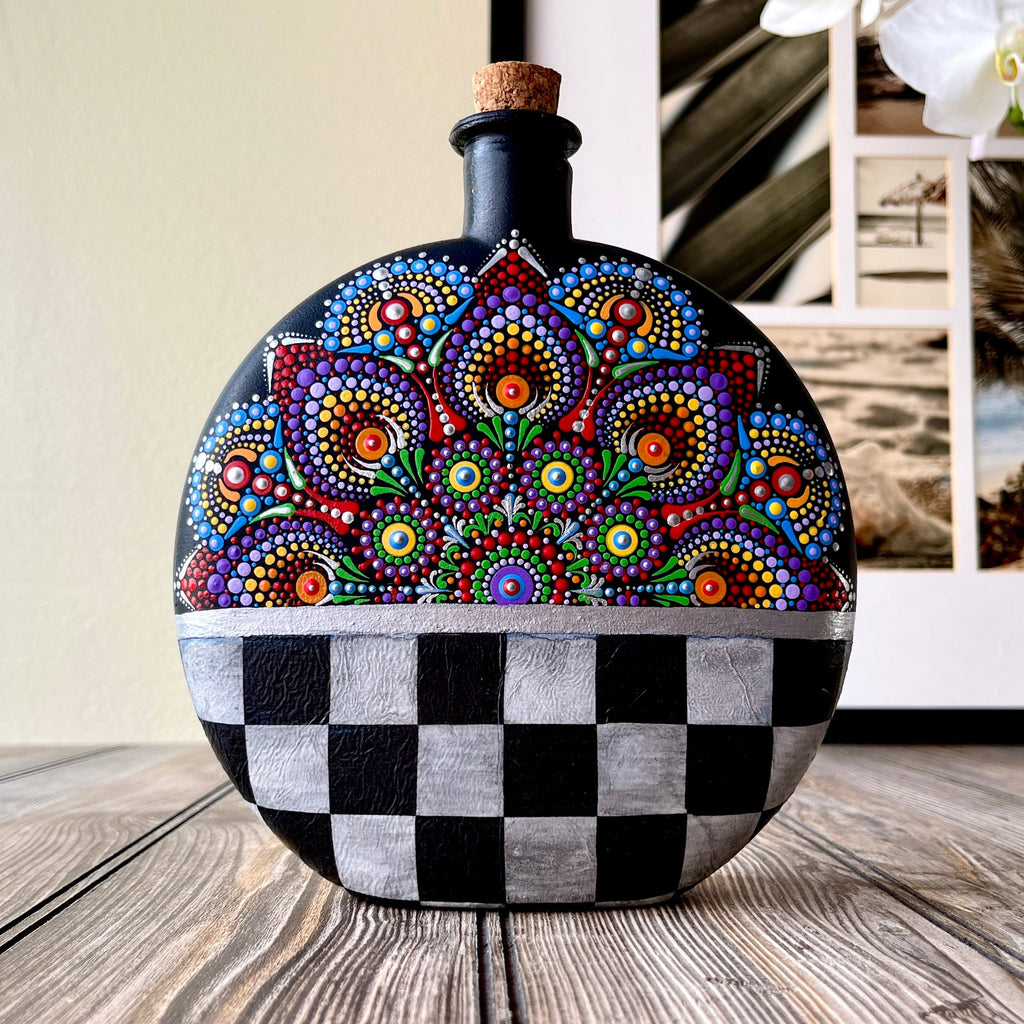 Mandala Flower Checker Fusion Glass Bottle